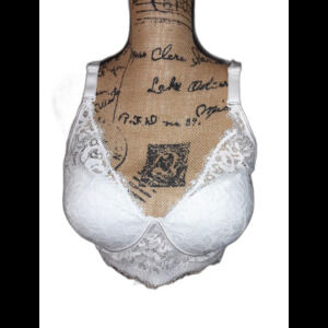 Youmita 42D White Floral Lace Wireless Bra NWT